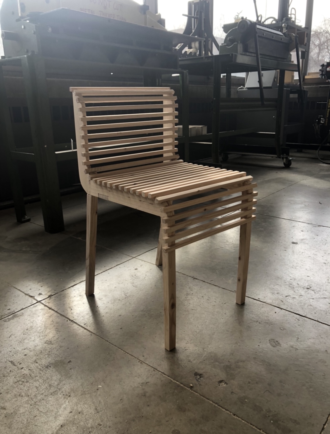 2×4 Chair